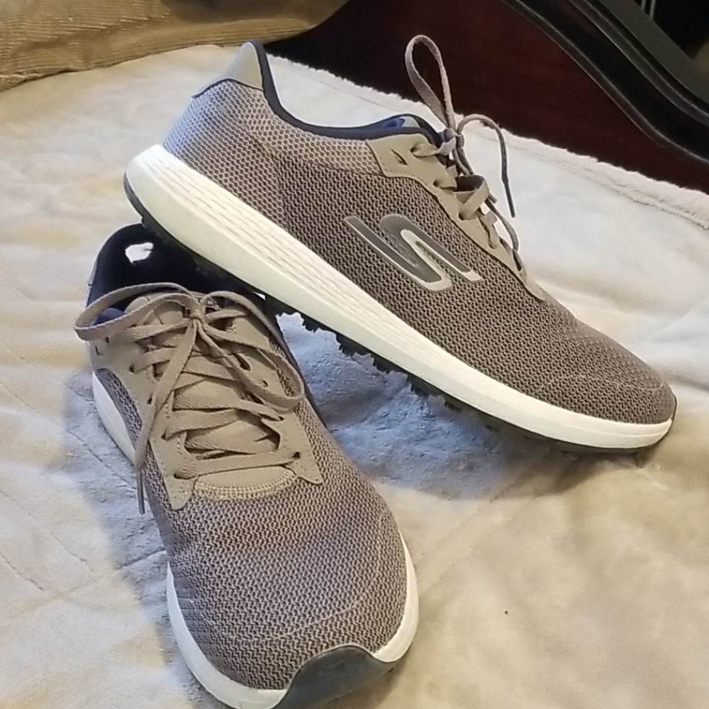 Skechers go golf shoes